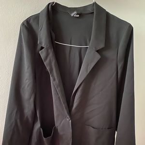 Women’s H&M black blazer